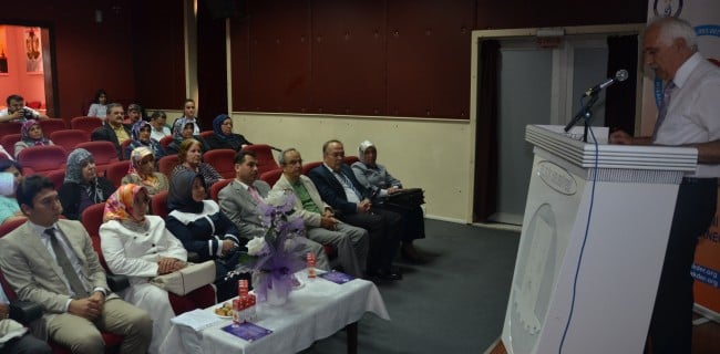 BİLECİK’TE ”HAKLARINIZI BİLİN Kİ TOPLUM YAŞASIN” KONULU KONFERANS
