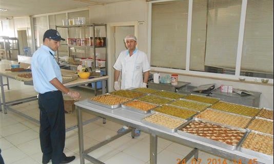 ZABITA MÜDÜRLÜĞÜ EKİPLERİNDEN BAYRAM DENETİMLERİ