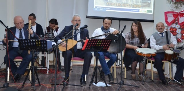 Türkü Geceleri Yenidoğan Mahalle Konağı Yapıldı 11