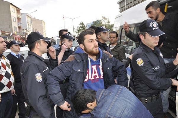 Bilecikte-asker-aileleri-kavga-etti-5