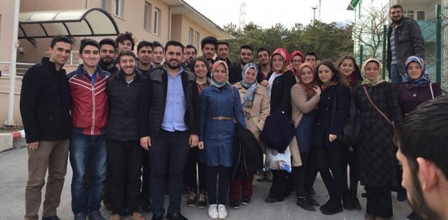 Ak Parti Bilecik Gençlik Kollarından Huzurevi Ziyareti