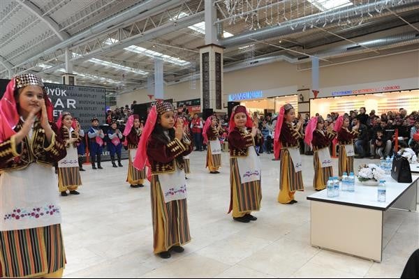 23 Nisan 3. Çocuk Festivali Başladı 25