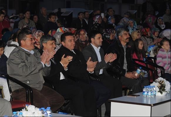 23 Nisan 3. Çocuk Şenliği Halk Oyunları Yarışması 8