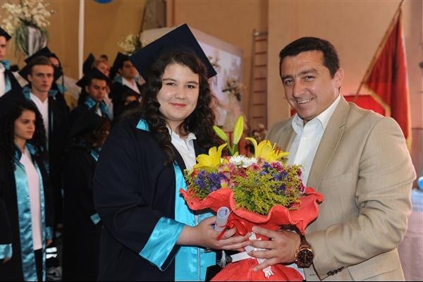 Mezuniyet Zehra Ulusay Mesleki ve Teknik 2