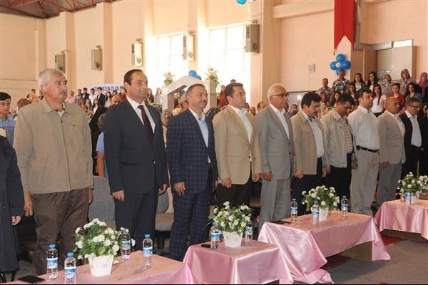 Mezuniyet Zehra Ulusay Mesleki ve Teknik 3