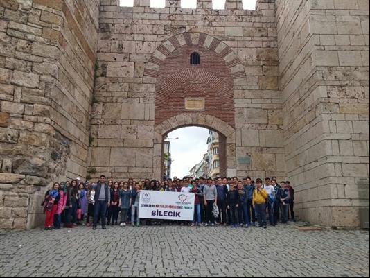 Gençlik Merkezi Gezilerine 40 öğrenci katıldı 3