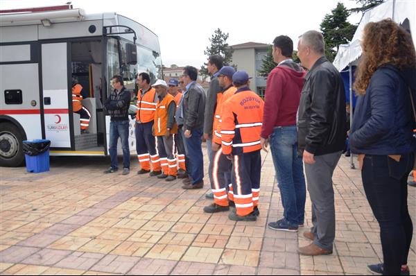 Kan Bağışı Kampanyasına Belediye Personeli Desteği 1