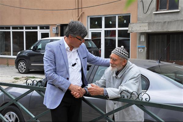 Bşk- Yrd. Ali Bey Parklara Bakım 5