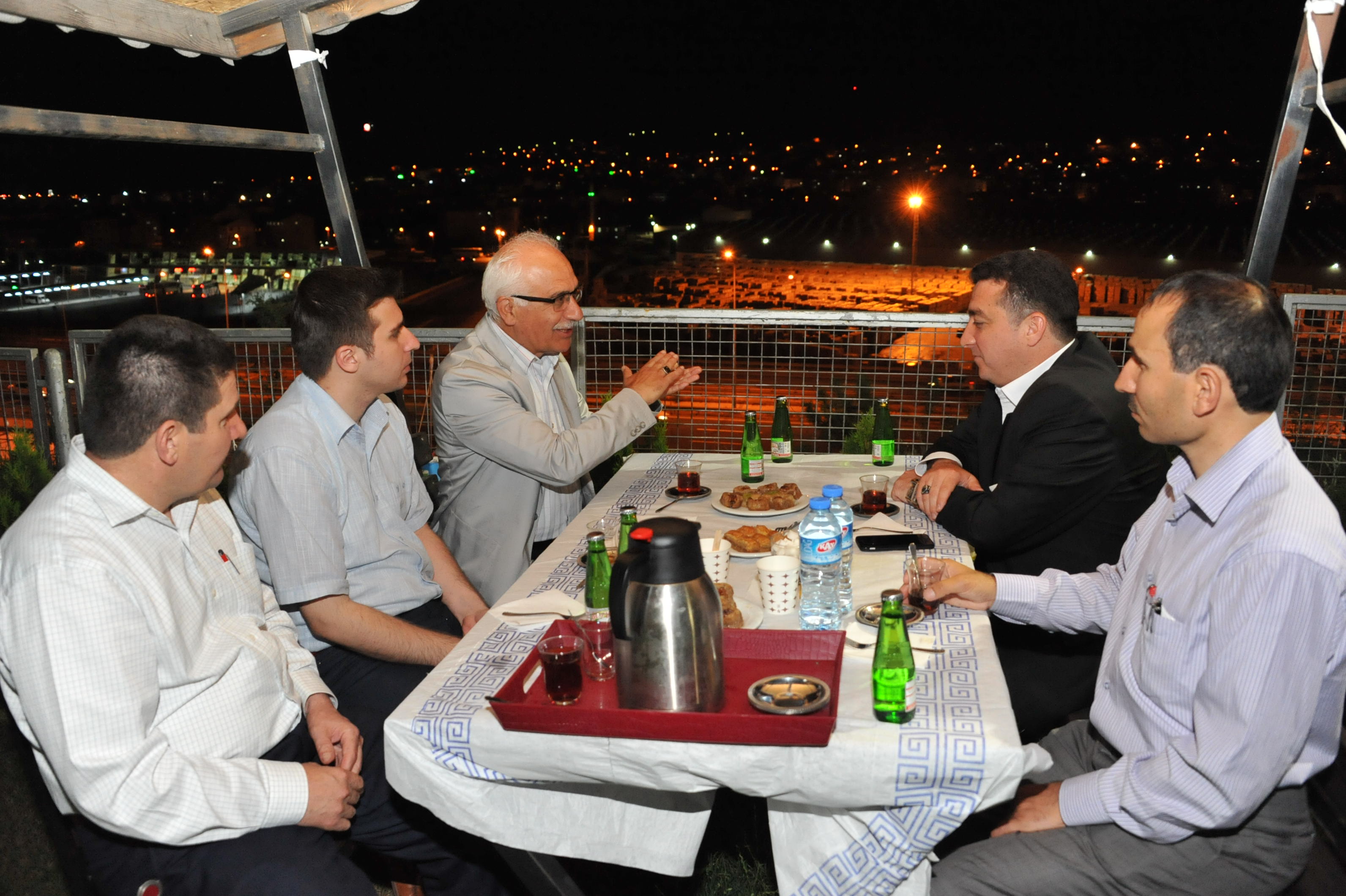 Bşk- İftar İHH yemeği 13