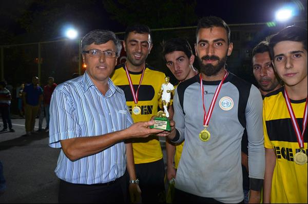 plaj-futbolu-turnuvasi-sona-erdi-1