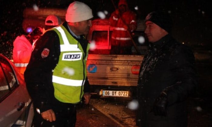 YOLDA KALANLARIN KUMANYALARI BAŞKAN BAKICI’DAN