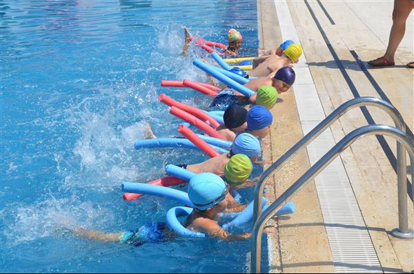 Yaz Spor Okulu Yüzme Kursu Havuz Bakımı 7