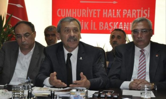 METİN YAŞAR : ÖĞRETMENLERİMİZE DEĞER VERMEYEN ZİHNİYETİ ŞİDDETLE KINIYORUM