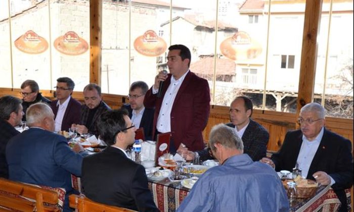 BAŞKAN BAKICI VE MİLLETVEKİLİ ELDEMİR MUHTARLAR İLE BİR ARAYA GELDİ