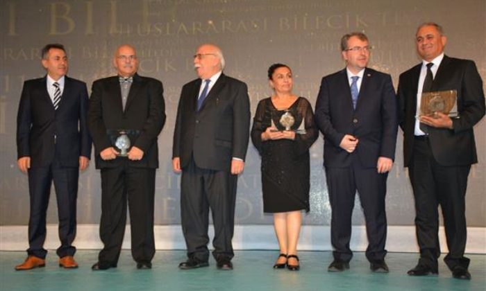 11.Uluslararası Bilecik Tiyatro Festivalinin tanıtımı ve Kristal Çınar Ödül Töreni
