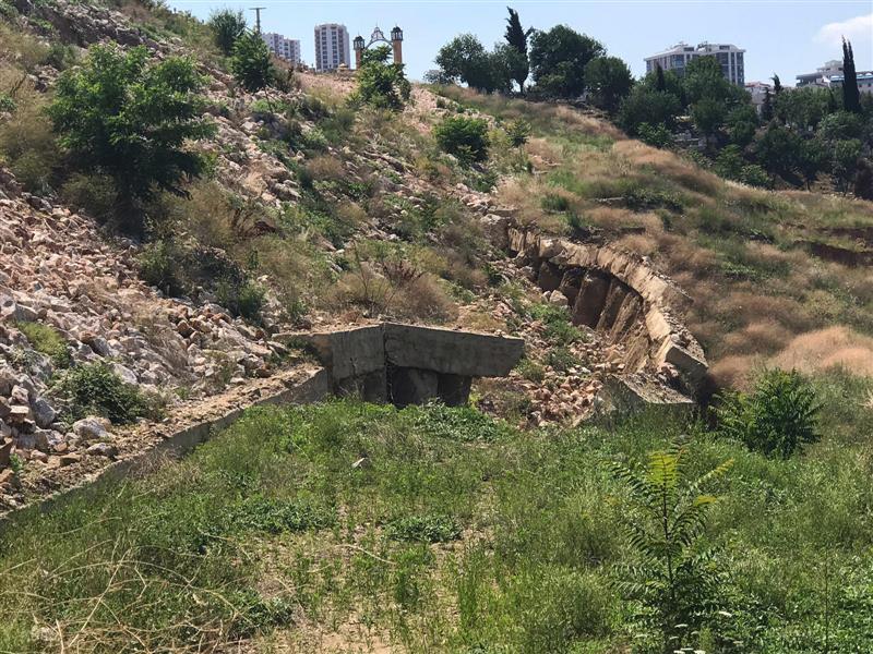Bilecik Şehir Mezarlığı Büyük Zarar Gördü 10