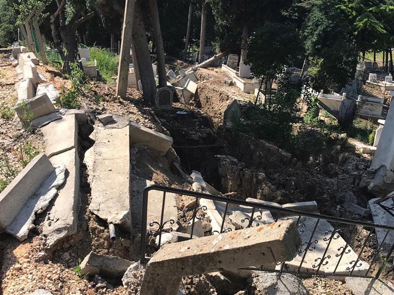 Bilecik Şehir Mezarlığı Büyük Zarar Gördü 1