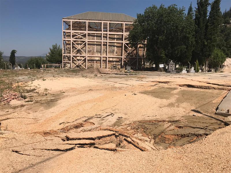 Bilecik Şehir Mezarlığı Büyük Zarar Gördü 5