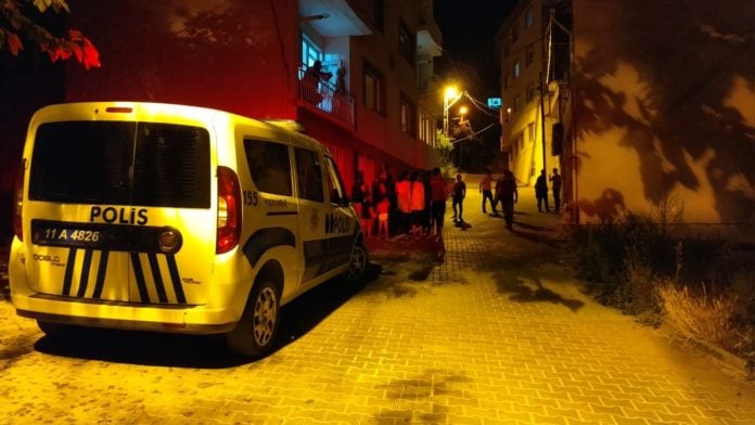 Yabancı Uyruklu Şahısların Kavgalarından Mahalleli Dertli Yabancı Uyruklu Şahısların Kavgalarından Mahalleli Dertli