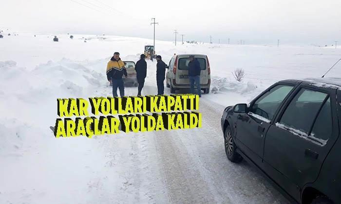 Kar Yolları Kapattı Araçlar Yolda Kaldı
