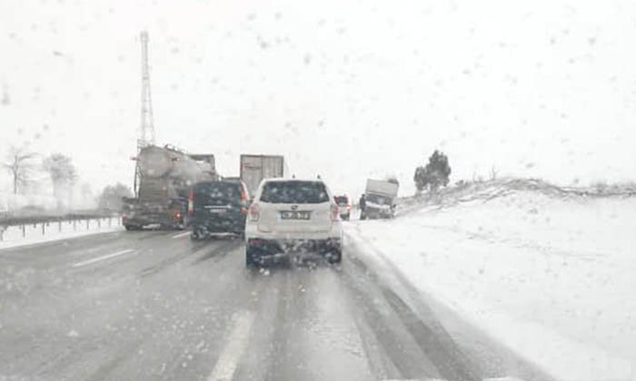 bilecik-eskisehir yolu kar