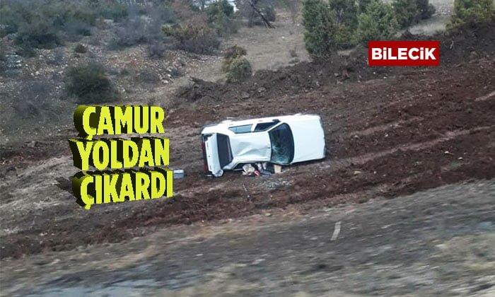 Çamur Nedeniyle Kontrolden Çıkan Otomobil Şarampole Yuvarlandı