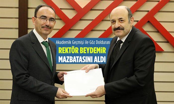 Bilecik Şeyh Edebali Üniversitesi Rektörü Beydemir Mazbatasını Aldı