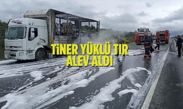 Bilecik’te Tiner Yüklü TIR Yandı