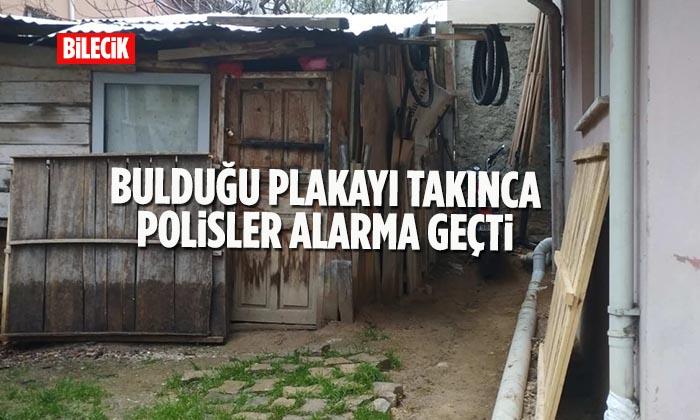 Bulduğu Plakayı Takınca Polisler Alarma Geçti