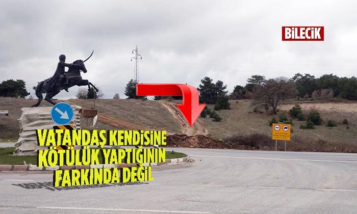 Vatandaş Kendisine Kötülük Yaptığının Farkında Değil