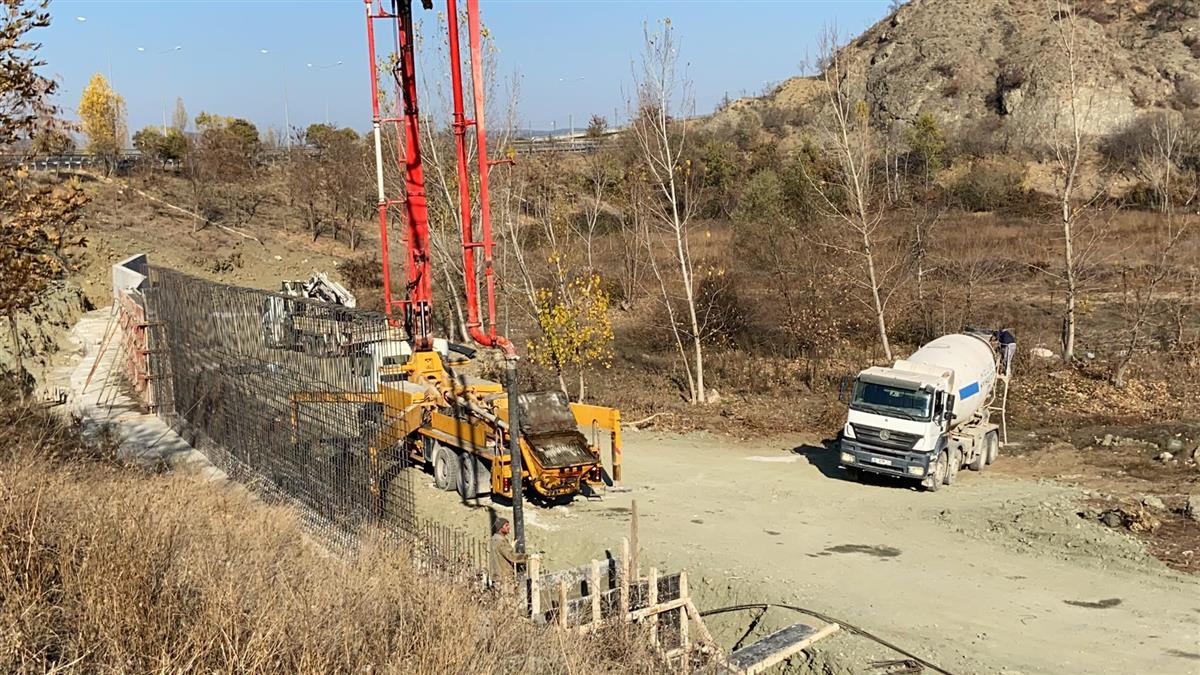 bilecikte-beton mikseri devrildi-bilecik-haber (5)