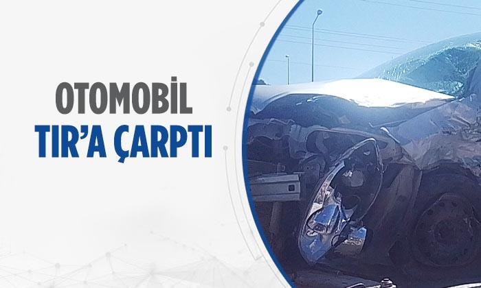 Yan Yoldan Çıkıp TIR’a Çarptı